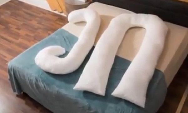 Примеры подушек: С-образной и подковы