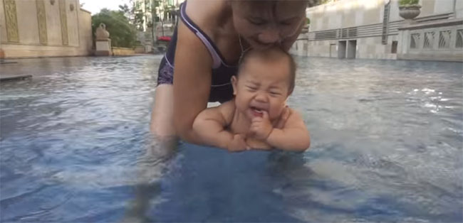 Ребенок боится воды