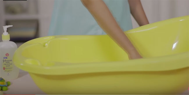 Готовим ванночку для купания