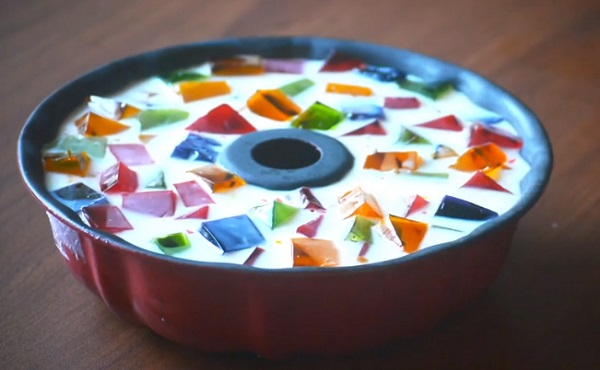 "Битое стекло" в форме