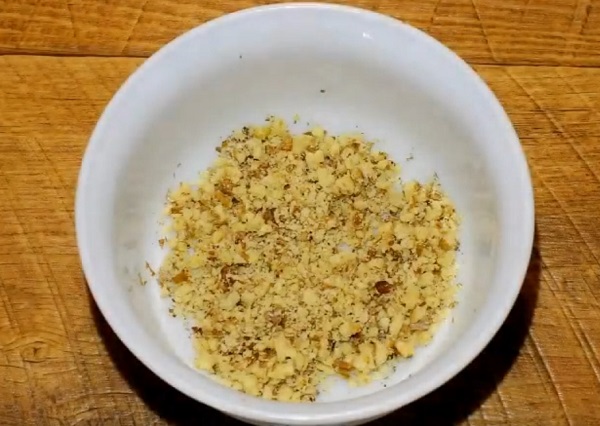 Измельченный орех