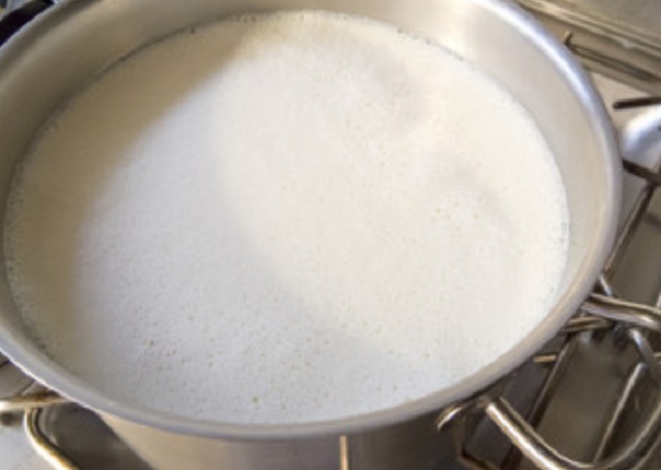 Закипающее молоко