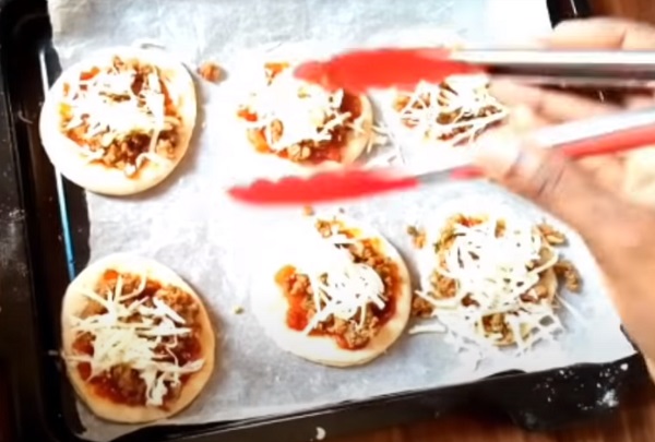 Добавление моцареллы