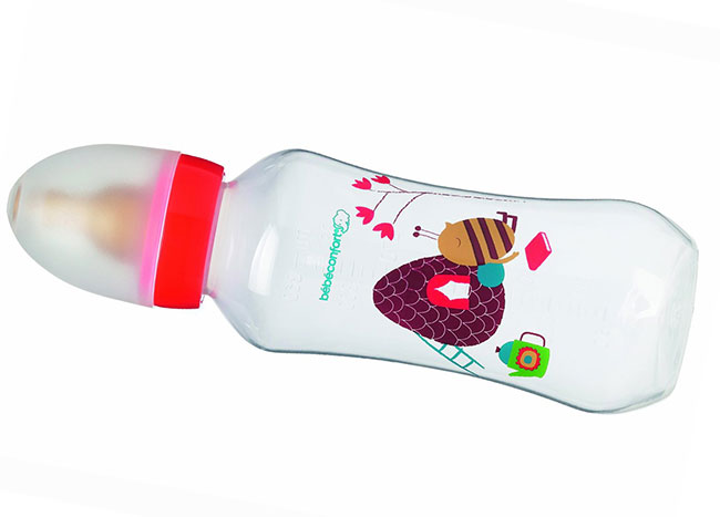 Пластиковая бутылочка для кормления