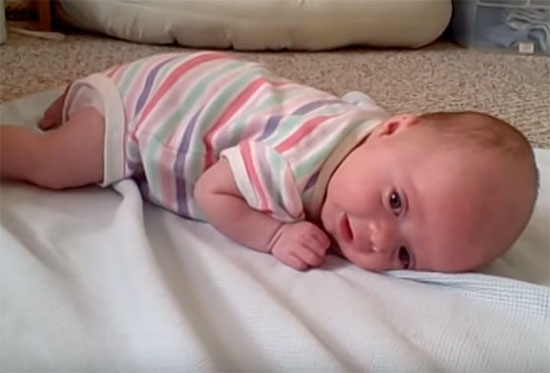 Ребенок в один месяц жизни