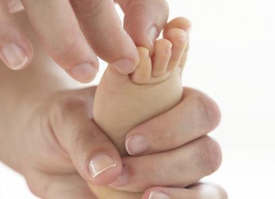 массаж палцев