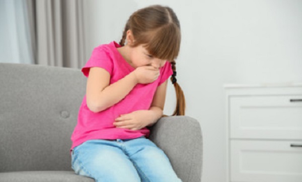 Девочку тошнит