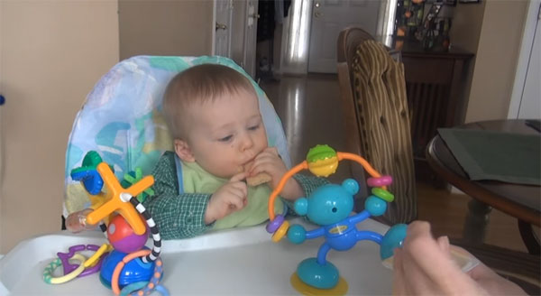 Малыш и развивающий центер