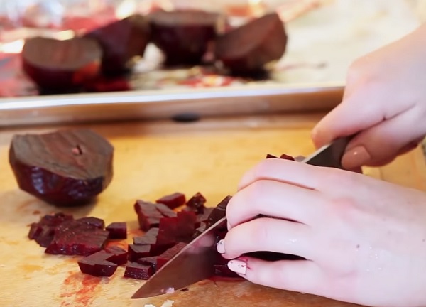 Нарезание свеклы