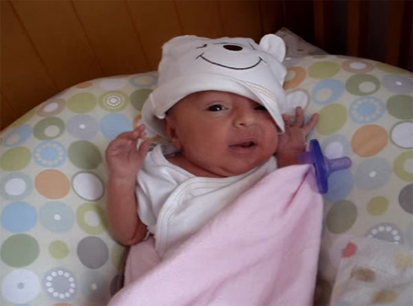 Новорожденный в роддоме