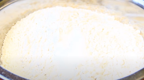 Мука с солью