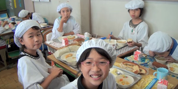 Еда в детском саду