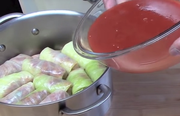 Заливание голубцов