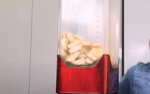 Бананы в блендере