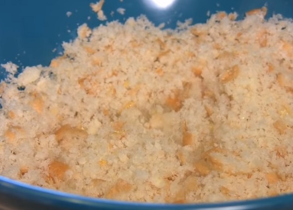 Измельченный хлеб