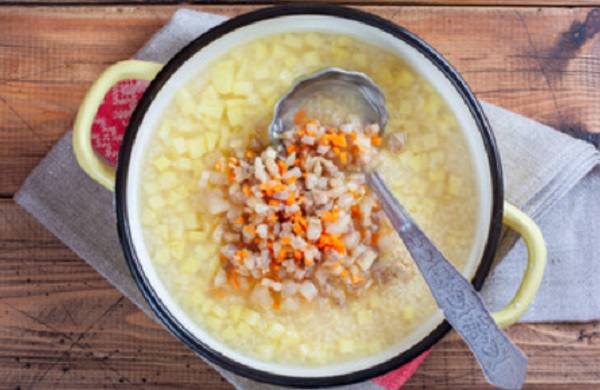 Добавление овощей и рыбы