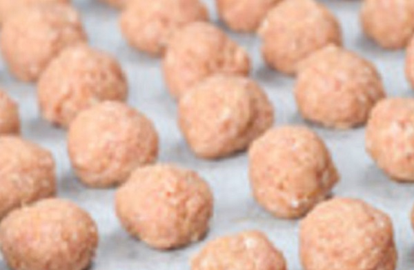 Сырые фрикадельки