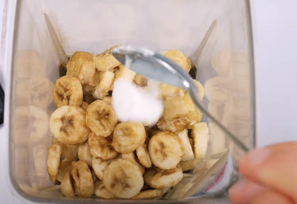 Добавление йогурта