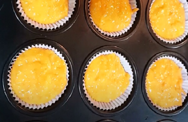 Тесто в формочках