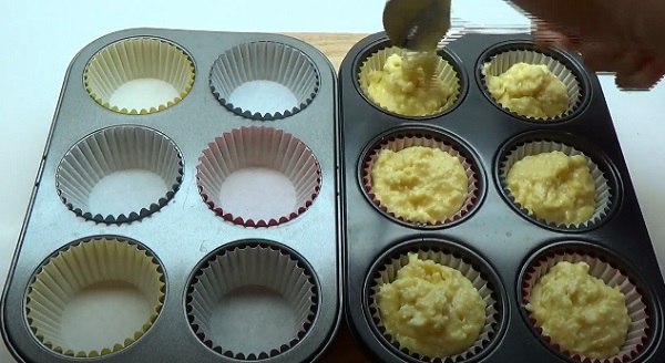 Тесто в формочках