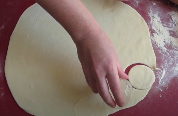 Вырезание кружочков