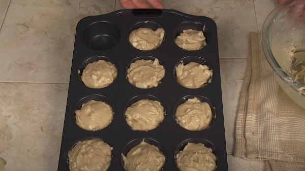 Тесто в формочках