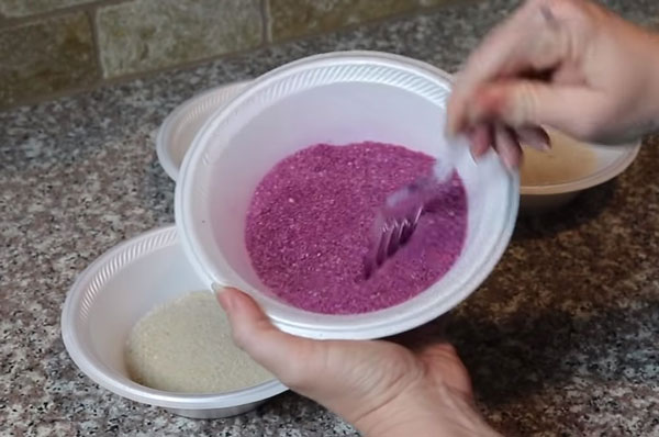 Песок окрашенный в бордовый цвет