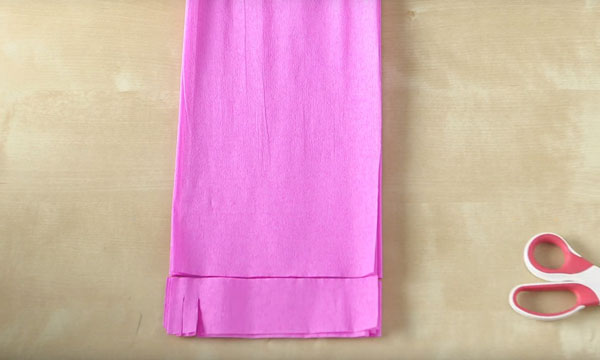 Нарезание гофрированной бумаги