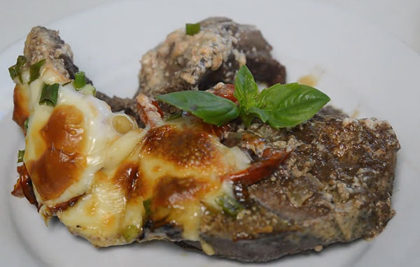 Готовое блюдо в тарелке