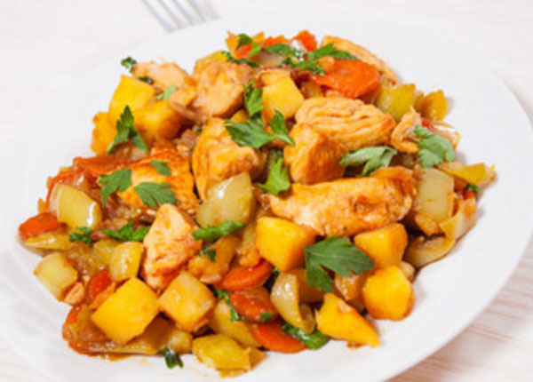 Овощное рагу с курицей