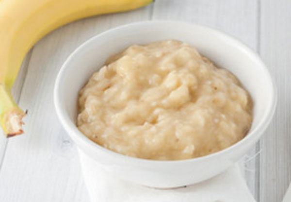 Тарелка с банановым пюре
