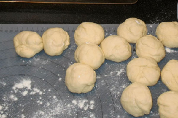 Шарики из теста