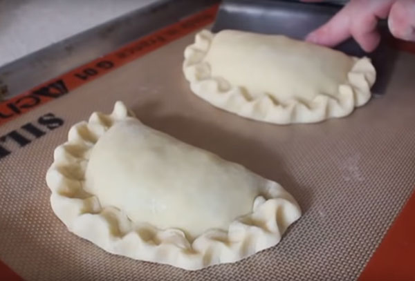 Пирожки на противне