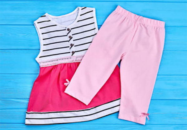 Платьице и штанишки для маленькой девочки