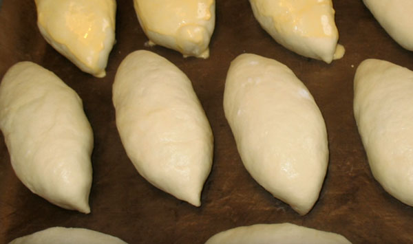 Пирожки на противне