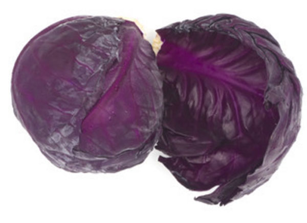 Отрывается листок краснокочанной капусты