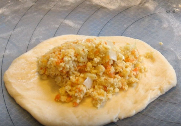 Лепешка с начинкой