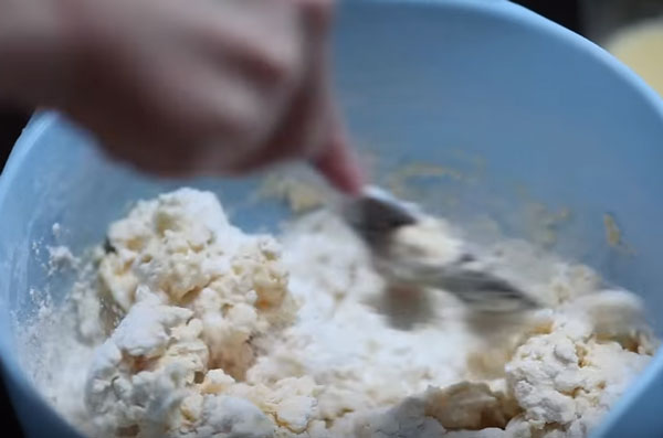 Мука перетертая с маслом