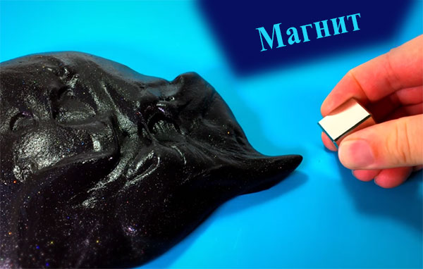 Магнитный слайм притягивается к магниту