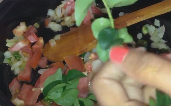 Добавление листочков базилика