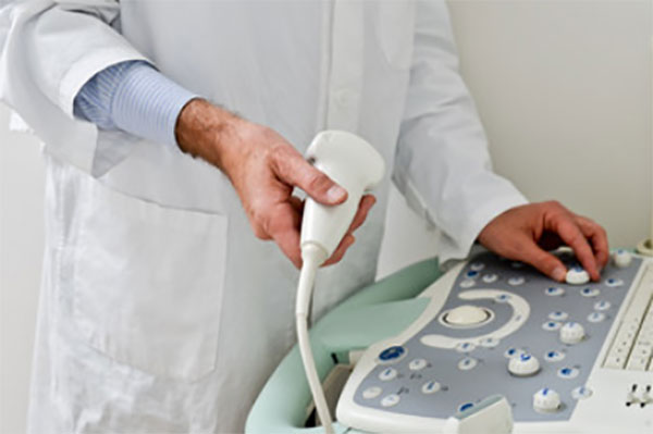 Врач готов к проведению УЗИ