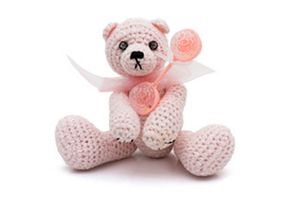 Мягкий медведь с погремушкой