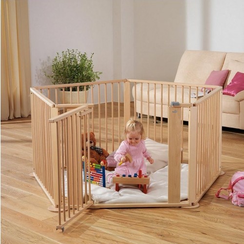 Деревянный манеж