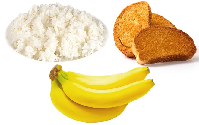 Рисовая каша, сухари и бананы можно есть при поносе